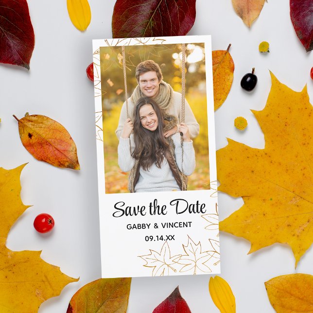 Höst Lönnlöv Kant Bröllop Spara Datum Datumet (Fall in Love with this autumn leaves save the date photo card.)