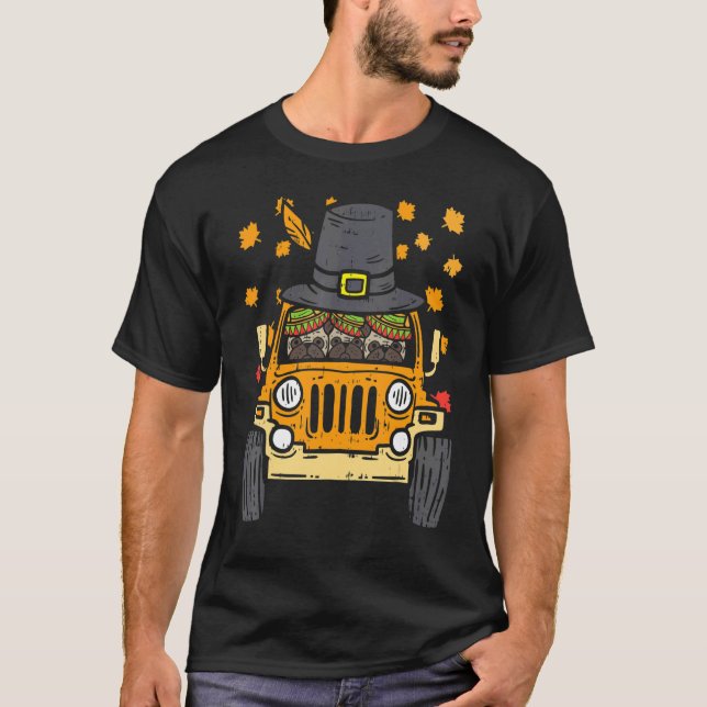Höst lönnlöv Mops hundar som bär Taco hatt Ridi T Shirt (Framsida)