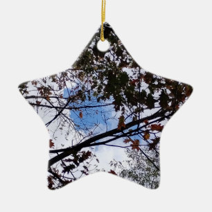 Höst löv med Peeking Blå himmel Julgransprydnad Keramik