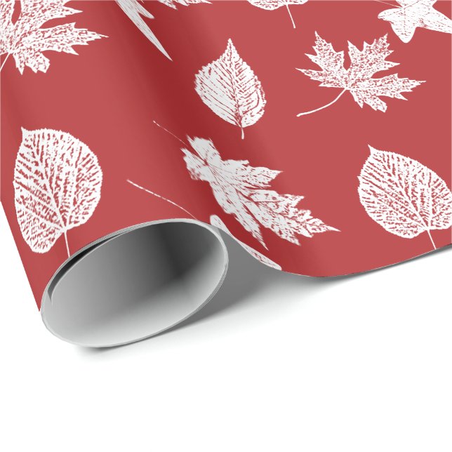 Höst löv - vit och mörk röd presentpapper (Rullad Hörn)