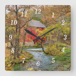 Höst vid Alley Mill Wall Clock Fyrkantig Klocka