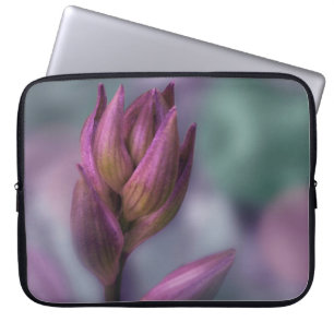 Hosta Flower Bud Lila and Grönt Laptop Fodral
