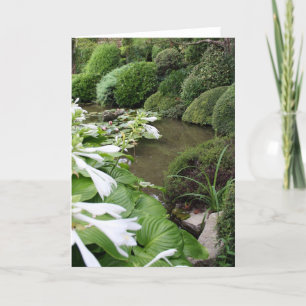 Hosta i ett Zen Garden 1-gratulationskort Kort