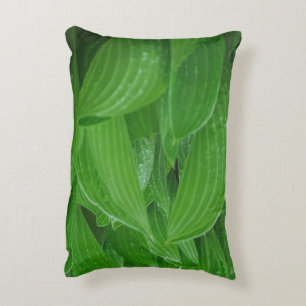 Hosta Lämnar med regndroppar, accent Pillow Prydnadskudde