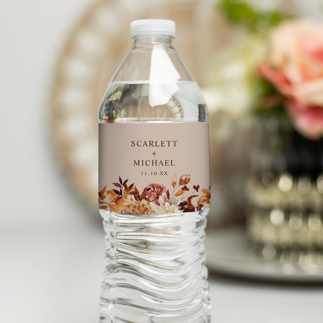 Höstbröllop Vattenflaskor Etikett (Autumn Taupe Floral Wedding Water Bottle Label by Painted Paperie

)