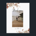 Höstbröllopsfoto tack-kort vykort<br><div class="desc">Denna tidlösa,  romantiska design har ett modernt manus som är ihopparat med fet text. Vänligen kontakta mig om du behöver hjälp med denna design.</div>