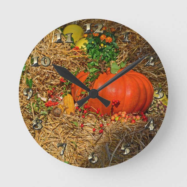 Hösten i Fall Pumpkin-korrigeringen Rund Klocka (Framsida)