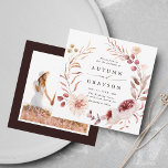 Hösten Romantik Blommigt Utandning Bröllop fotokva Inbjudningar<br><div class="desc">Den här bröllopsinbjudan innehåller en vattenfärgsblomkrans av dahlia,  trädgården ro,  peony och vallmo i burgundrött,  maron,   rosa över höst löv med ett foto. Om du vill ha en mer avancerad anpassning av den här designen klickar du på BLUE DESIGN VERKTYG. Matchande objekt är också tillgängliga.</div>