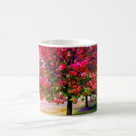Hösten träd rosa red löv på det imponerande träd kaffemugg