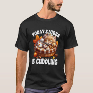 Höstkatt i kattunge säng med höstsägner för katt t shirt