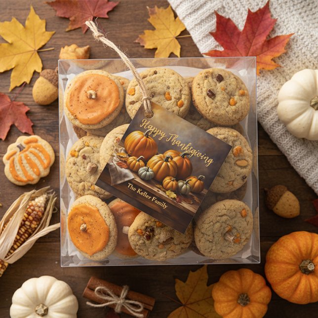 Höstpumpor på rustikt trä Thanksgiving Gåvor Etiketter (Skapare uppladdad)