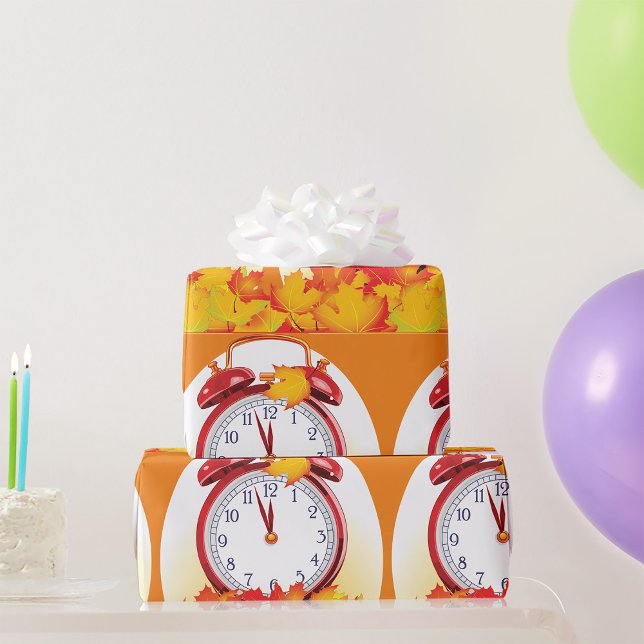 Hösttidändring Höst löv och Retro-klocka Presentpapper (Skapare uppladdad)
