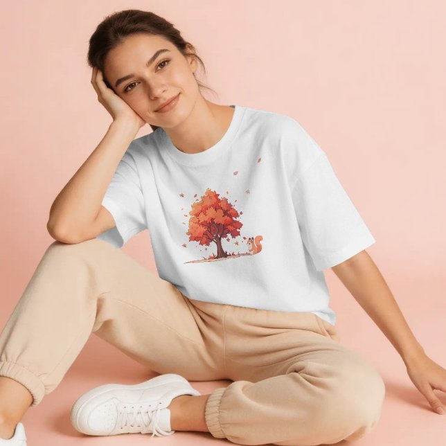Höstträd och ekorre  t shirt (Autumn Tree and Squirrel T-shirt)