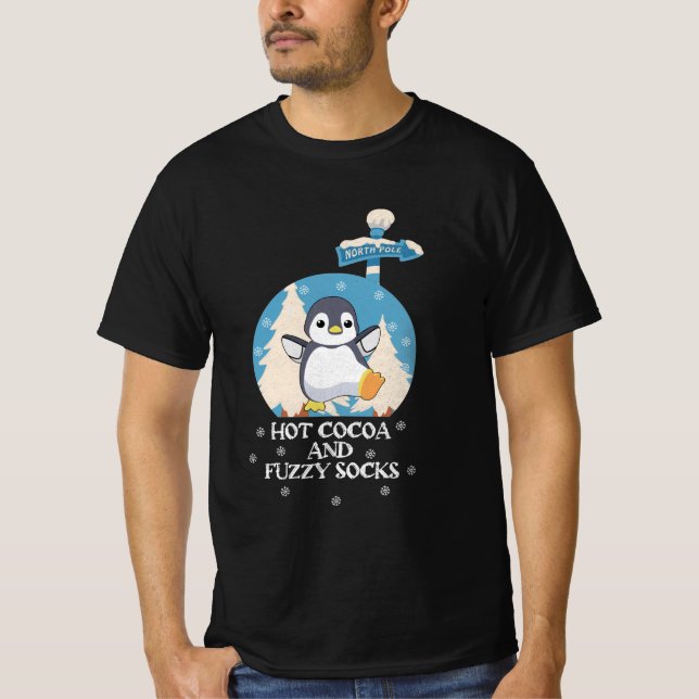Hot Cocoa And Fuzzy Socks | Cute baby penguin T Shirt (Framsida)
