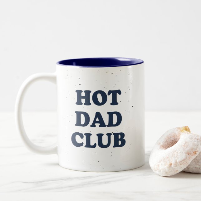 Hot Dad Club Mug Funny Dad Coffee Cup Gift Idea Två-Tonad Mugg (Med munk)