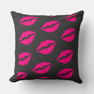 Hot Pink Lips Pattern Graphic pillow Kudde