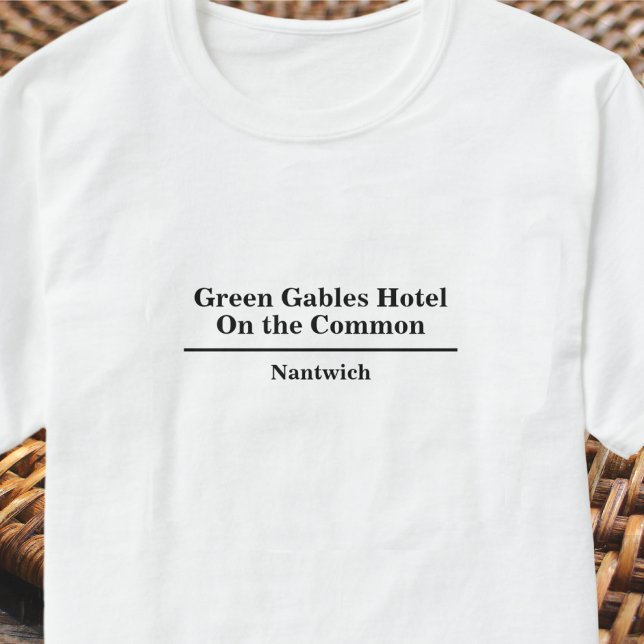 Hotel eller Restaurant Namn T-Shirt (Skapare uppladdad)