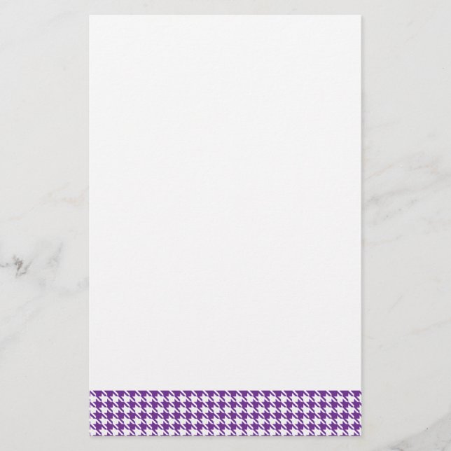 Houndstooth Grape and White (Framsida)