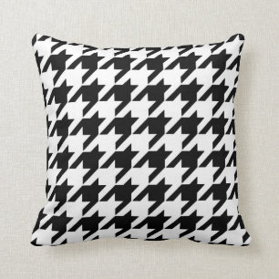 Houndstooth mönster i svartvitt kudde