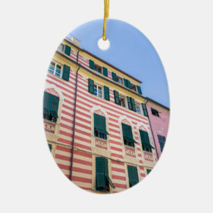 House facades Monterosso Cinque Terre Liguria Ital Julgransprydnad Keramik