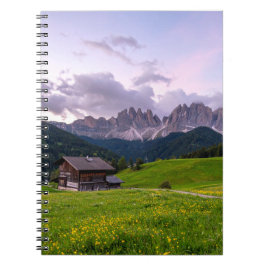 House in the mountains anteckningsbok