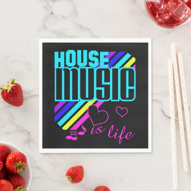 House Music Pappersservett (Insitu)