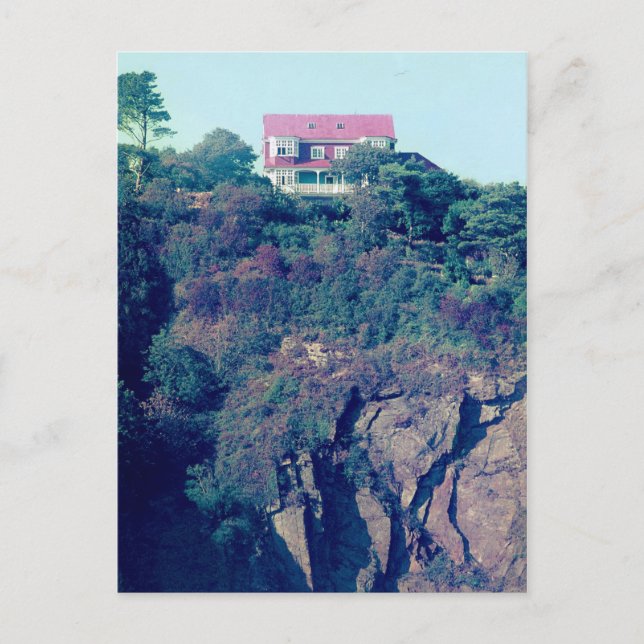 House on a Cliff, Tenby, Wales, UK Vykort (Framsida)