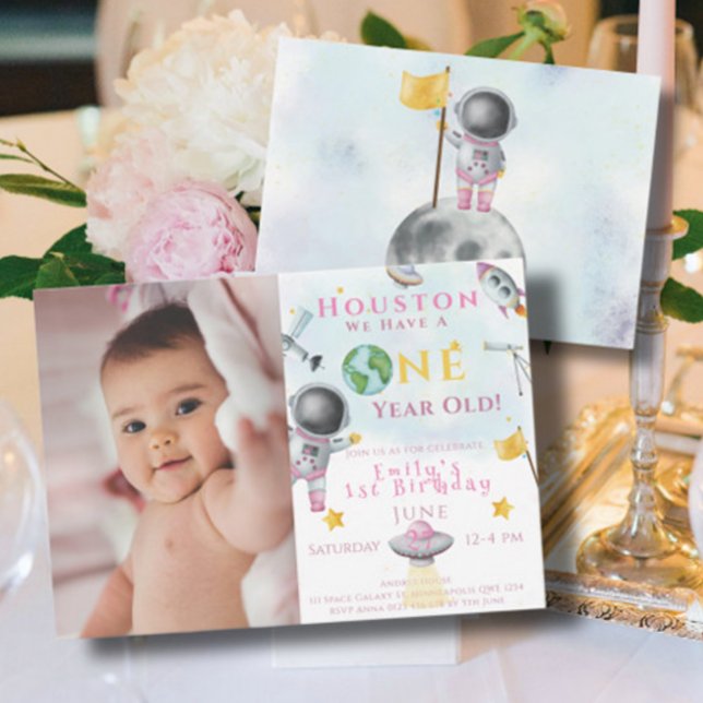 Houston Vi har en gammal rymdflicka Astronaut Inbjudningar (Skapare uppladdad)