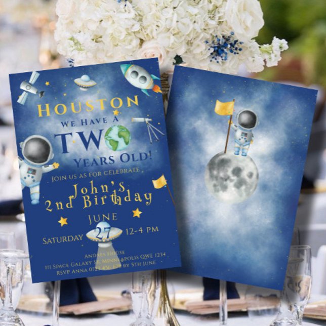 Houston... Vi har två års gammal rymdastronaut Inbjudningar (Skapare uppladdad)