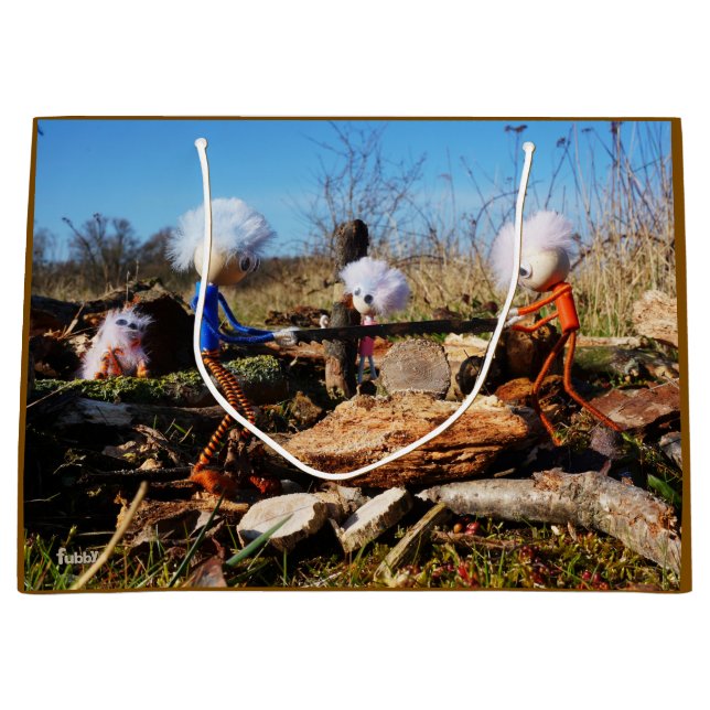 Houtzagerij van de Fubby's. (Framsidan)