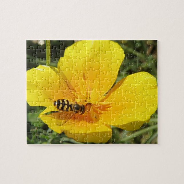 Hoverfly och Flower Puzzle Pussel (Horisontell)