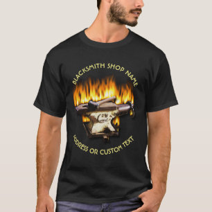 Hovslagaren shoppar med städet och bultar avfyrar t shirt