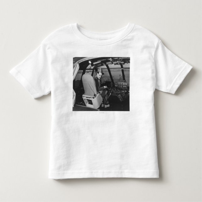 Howard Hughes i träflygplan för Spruce gås Tee Shirt (Framsida)