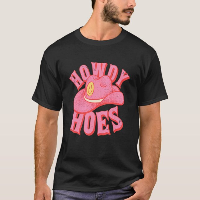 HOWDY HOES Preppy Aesthetic Creamy Pink Background T Shirt (Framsida)