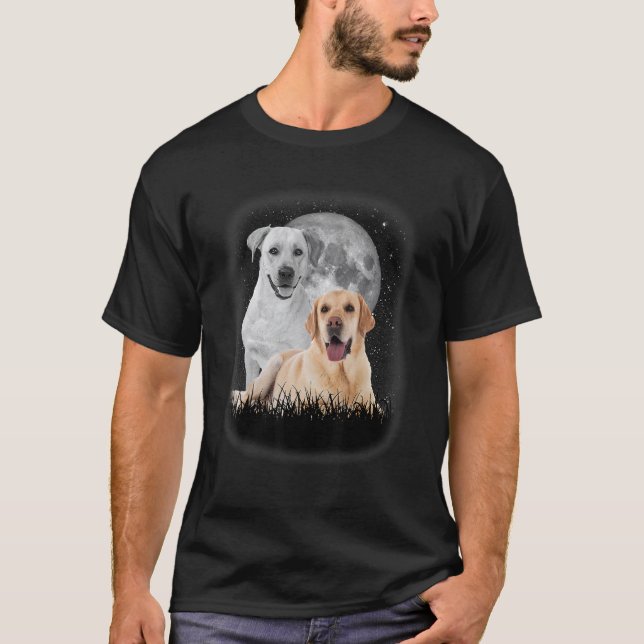 Howling At The Moon Labrador Dog T Shirt (Framsida)