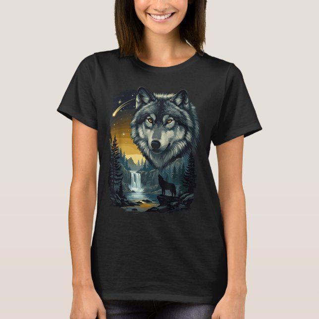 Howling Wolf Waterfall Scene For Nature Lovers And T Shirt (Framsida)