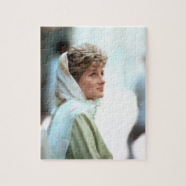 HRH Princess Diana Pussel (Vertikal)