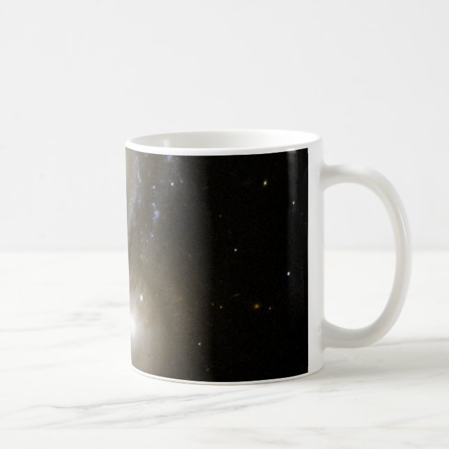 Hubble Interaction Galaxy AM 0500-620 Kaffemugg (Höger)