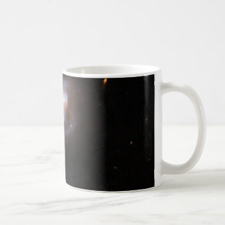 Hubble Interacts Galaxy IRAS F10565 Kaffemugg