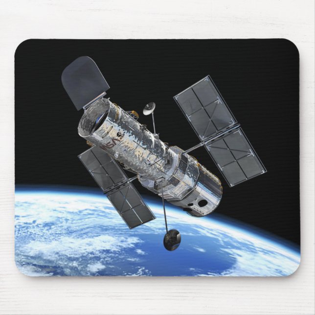 Hubble Space Telescope in Earth Orbit NASA Photo Musmatta (Framsidan)