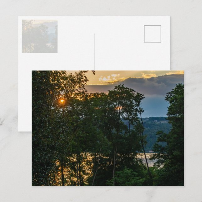 Hudson River Summer Evening Vykort (Fram/baksida)