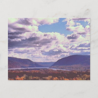 Hudson Valley Postcard Vykort
