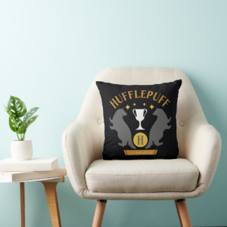 HUFFLEPUFF™ Badger and Kopp House-Pride Graphic Kudde