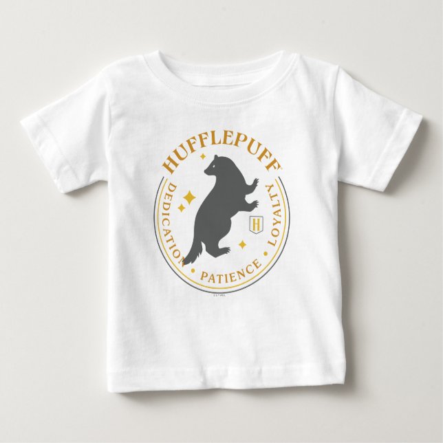 HUFFLEPUFF™ Badger House Pride Badge T Shirt (Framsida)