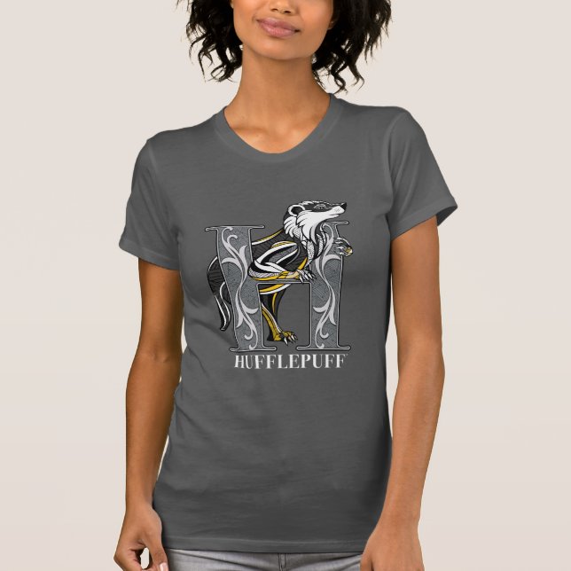 HUFFLEPUFF™ Crosshatched Emblem T Shirt (Framsida)