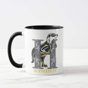 HUFFLEPUFF™ Crosshatset Emblem Mugg