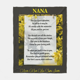 Hug in Blanket Form for Grandma Fleecefilt