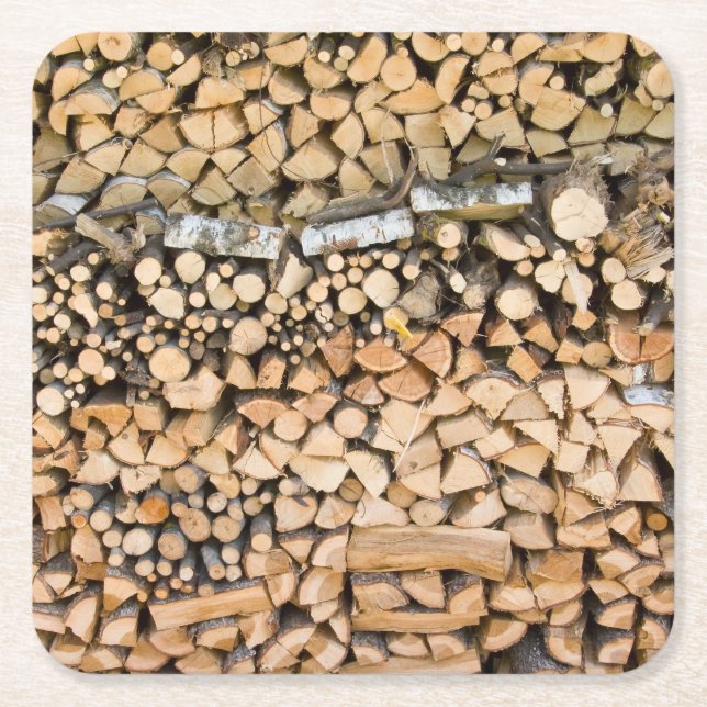 Huggit av trä på en högkustfartyg underlägg papper kvadrat (Framsidan)