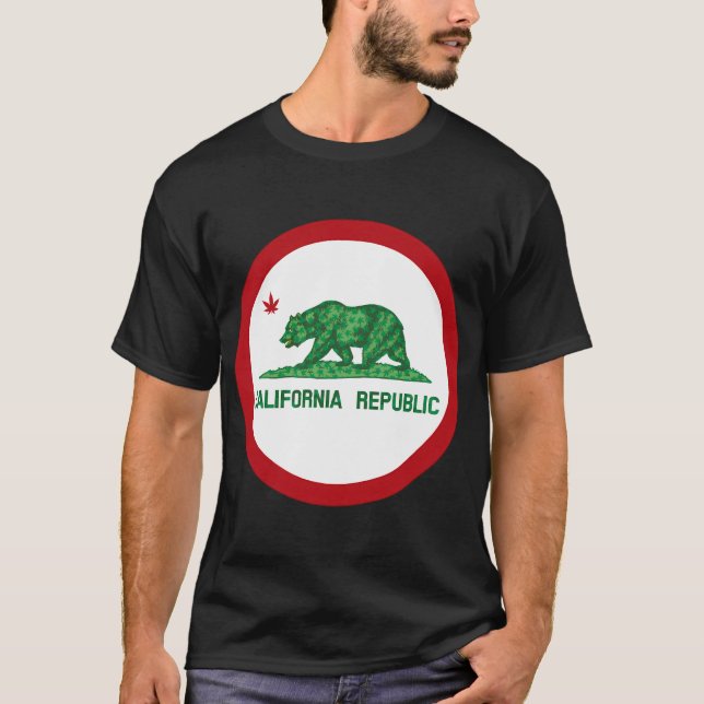 Humbolt County California Emerald Bear T Shirt (Framsida)