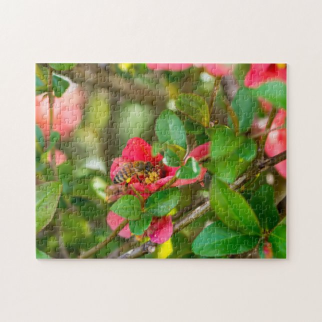 Humla Och Azalea Pussel (Horisontell)